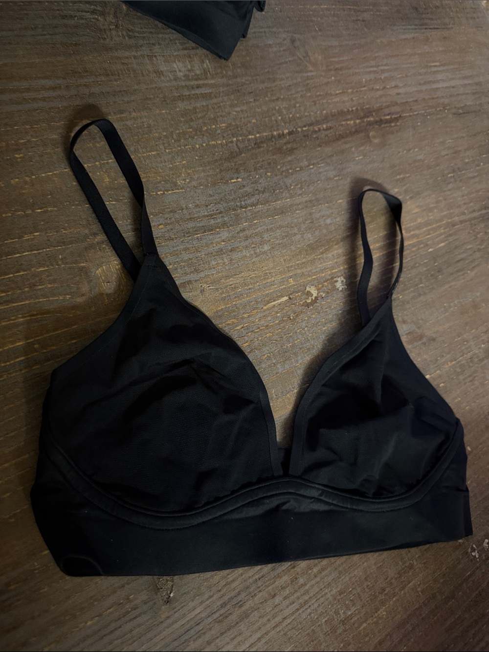 Aerie smoothez sheer black bralette - Picture 2 of 5